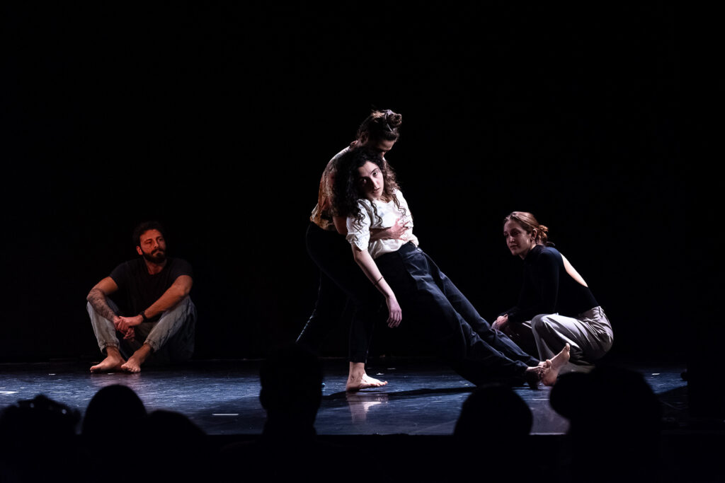 Operazione Mango performing in Genova, 2026