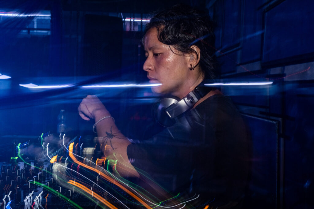 Creative photography projects developed through light painting, long exposures, optical filters and custom visual approaches tailored to each production.