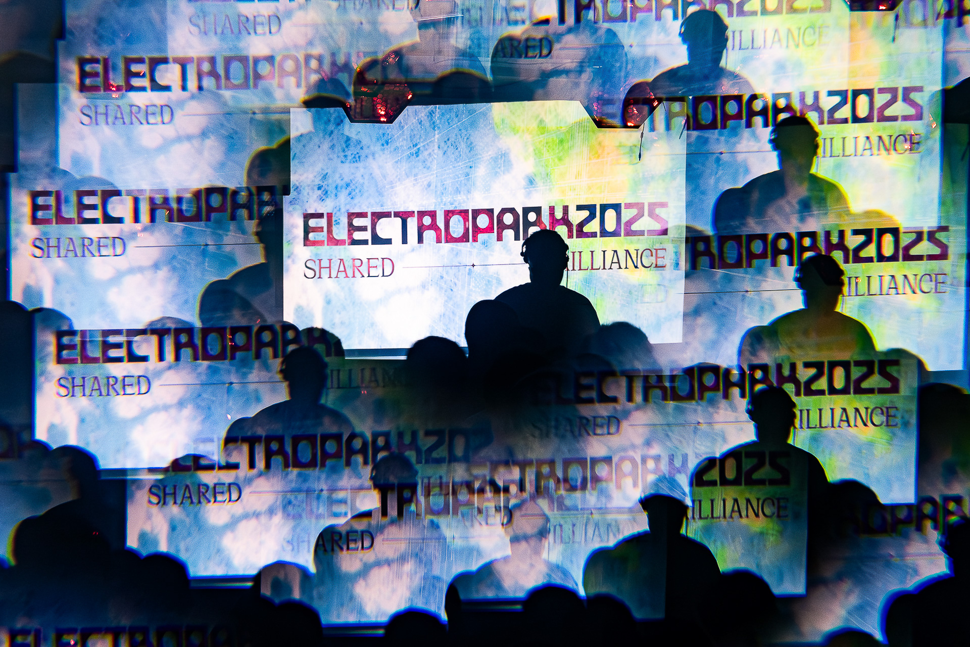 An example of creative photography tecnique, Emanuela Zampa fotografia creativa genova. Fotografia eventi genova, entertainment photography italy, photojournalist genoa, fotografia musica, fotografia spettacoli, creative photography, light painting